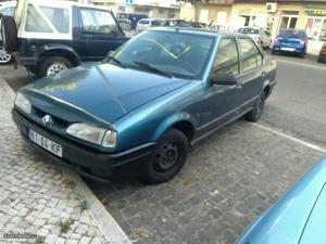 Renault 19 chamade Outubro/92 - à venda - Ligeiros