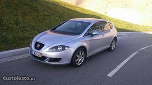 Seat Leon  v sport Maio/06 - à venda - Ligeiros