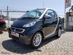 Smart ForTwo Cabrio Abril/13 - à venda - Ligeiros