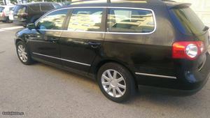 VW Passat VW Passat 2.0 TDi Julho/05 - à venda - Ligeiros