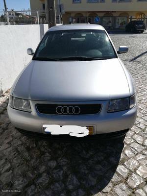 Audi A3 1.6 Janeiro/98 - à venda - Ligeiros Passageiros,