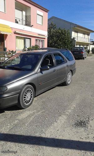 Renault Laguna 1.9DTI Outubro/98 - à venda - Ligeiros