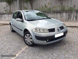 Renault Mégane 1.5 DCI Authentic Março/04 - à venda -