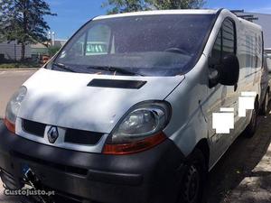 Renault Trafic  cv Dezembro/04 - à venda -