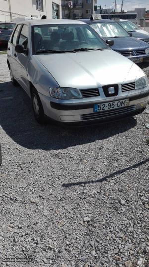 Seat Ibiza 1.4 Novembro/99 - à venda - Ligeiros