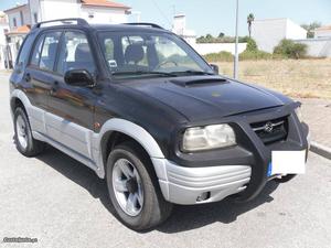 Suzuki Vitara grande Setembro/98 - à venda - Pick-up/