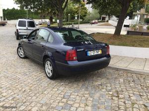 VW Passat 1.9tdi 110 cv higline aceito retoma Junho/99 - à