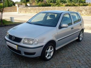 VW Polo i Abril/00 - à venda - Ligeiros Passageiros,