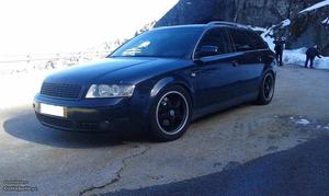 Audi A4 Avant TDI 150cv Outubro/01 - à venda - Ligeiros