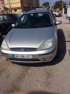 Ford Focus 1.4,impec,só EUR Maio/03 - à venda -