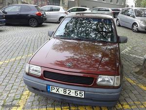 Opel Corsa A- 1.2 Gl impecável Fevereiro/91 - à venda -