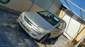 Opel Corsa C  Maio/04 - à venda - Ligeiros