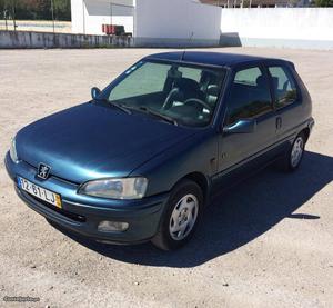 Peugeot  XT (Ar Condicionado) Junho/98 - à venda -
