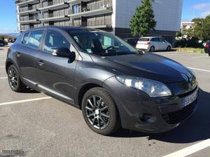 Renault Mégane 1.5dci Fevereiro/10 - à venda - Ligeiros