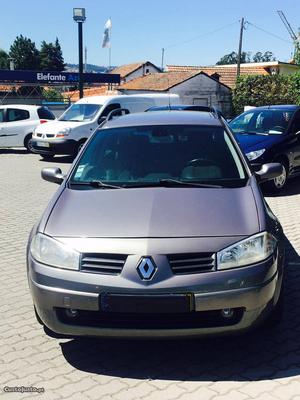 Renault Mégane 1.9dci Novembro/04 - à venda - Ligeiros