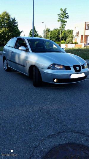 Seat Ibiza 1.4 tdi sport c/ac Setembro/06 - à venda -