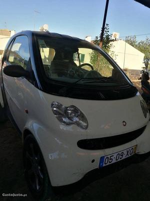 Smart ForTwo Diesel Junho/04 - à venda - Ligeiros