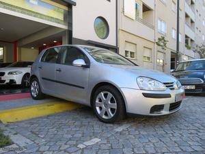 VW Golf 1.9TDI 105cv Novembro/04 - à venda - Ligeiros