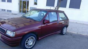 Opel Corsa 1.5 Td Sport Maio/91 - à venda - Ligeiros