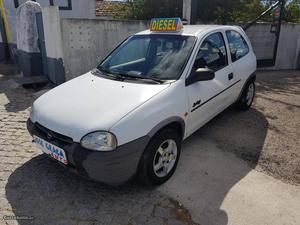 Opel Corsa B 1.5 D (Izusu) 96 Janeiro/96 - à venda -