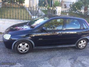 Opel Corsa Elegance Junho/01 - à venda - Ligeiros