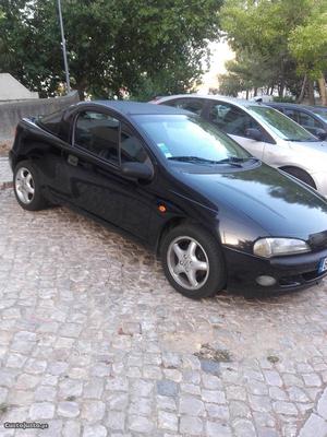 Opel Tigra 1.4 Dezembro/95 - à venda - Ligeiros