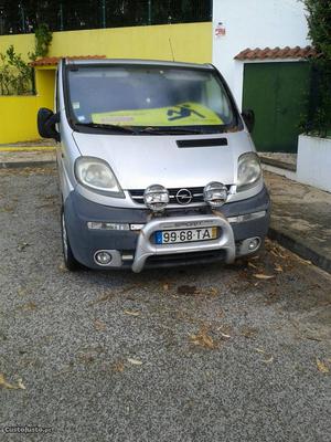 Opel Vivaro 1.9 dti Fevereiro/02 - à venda - Comerciais /