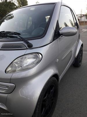 Smart ForTwo cdi Maio/01 - à venda - Ligeiros Passageiros,