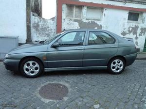 Alfa Romeo 146 Twin Spark Fevereiro/00 - à venda - Ligeiros