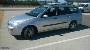 Ford Focus 1.6 SW km Julho/00 - à venda - Ligeiros