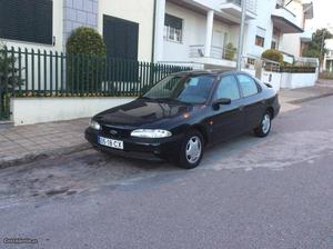 Ford Mondeo 1.8 TD como novo Maio/93 - à venda - Ligeiros