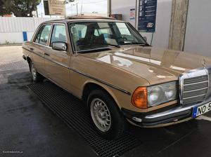 Mercedes-Benz 220 Bom estado Julho/80 - à venda - Ligeiros