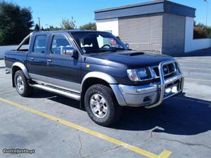 Nissan Navara D22 Maio/00 - à venda - Pick-up/