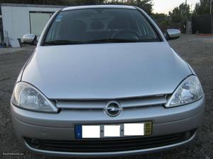 Opel Corsa C v Confort Maio/01 - à venda - Ligeiros