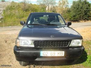 Opel Frontera jipe Maio/97 - à venda - Ligeiros