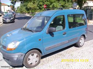 Renault Kangoo furgao Dezembro/04 - à venda - Ligeiros