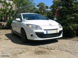 Renault Mégane 1.5 dCi GPS Edition Julho/10 - à venda -