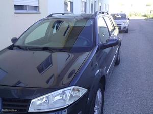 Renault Mégane BreakG Dezembro/05 - à venda - Ligeiros