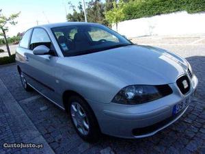 Seat Ibiza V Junho/02 - à venda - Ligeiros