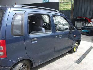 Suzuki Wagon R 1.0 para peças Julho/01 - à venda -