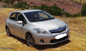 Toyota Auris Hybrid Março/12 - à venda - Ligeiros