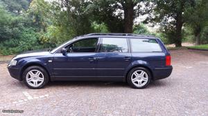 VW Passat 115cv Nacional Junho/99 - à venda - Ligeiros