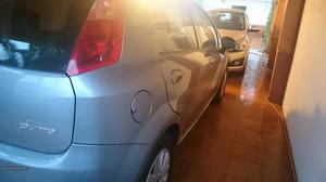 Fiat Grande Punto 1.3 Fevereiro/10 - à venda - Ligeiros