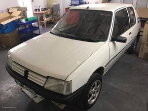 Peugeot 205 XAD Julho/91 - à venda - Comerciais / Van,