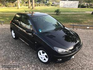 Peugeot 206 Van 2.0HDI XS 90CV Junho/01 - à venda -