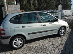 Renault Scénic conquest Abril/02 - à venda - Ligeiros