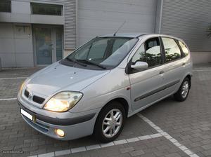 Renault Scénic v AC Dezembro/01 - à venda - Ligeiros