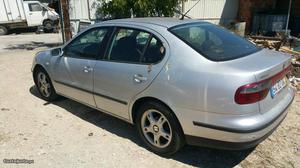 Seat Toledo 1.9tdi Agosto/00 - à venda - Ligeiros