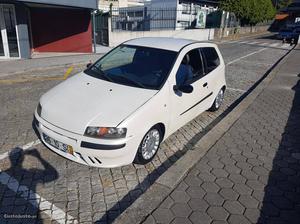 Fiat Punto 1.9 diesel Março/01 - à venda - Ligeiros