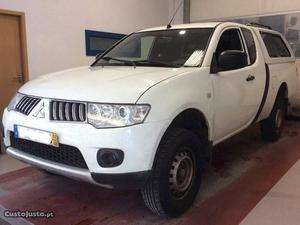 Mitsubishi L DI-D CLUB136CV Fevereiro/11 - à venda -